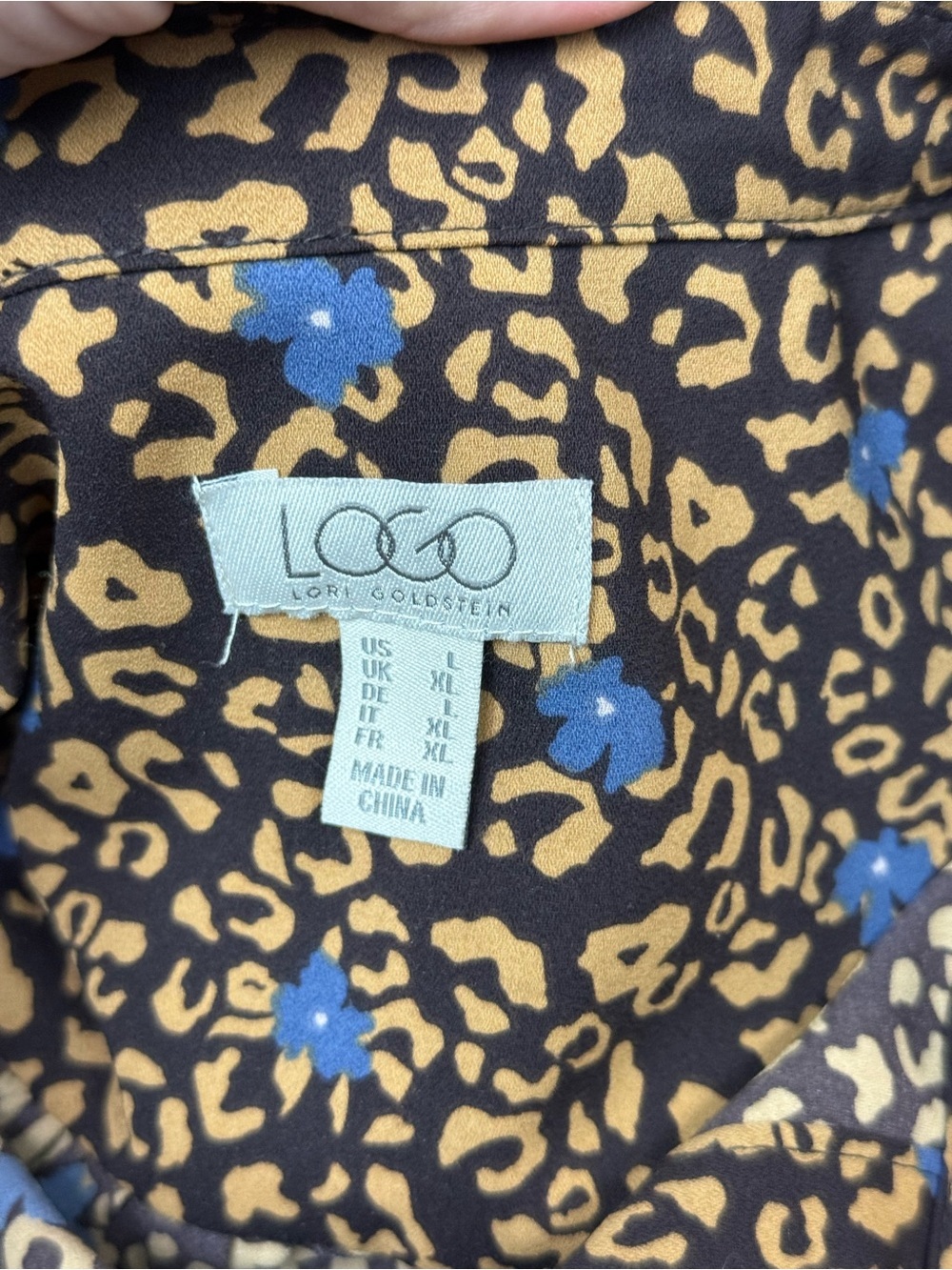 LOGO Lori Goldstein Leopard Floral Print Button Front Swing Tunic Blouse Large - Picture 3 of 12